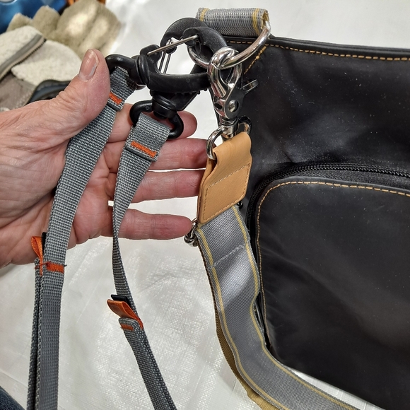 Pacapod Oban Charcoal Convertible Changing Baby Bag - Picture 13 of 16